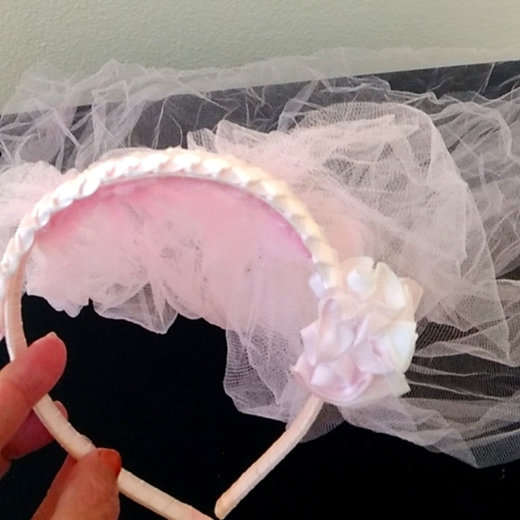 Unbranded Accessories - NWOT Head Veil